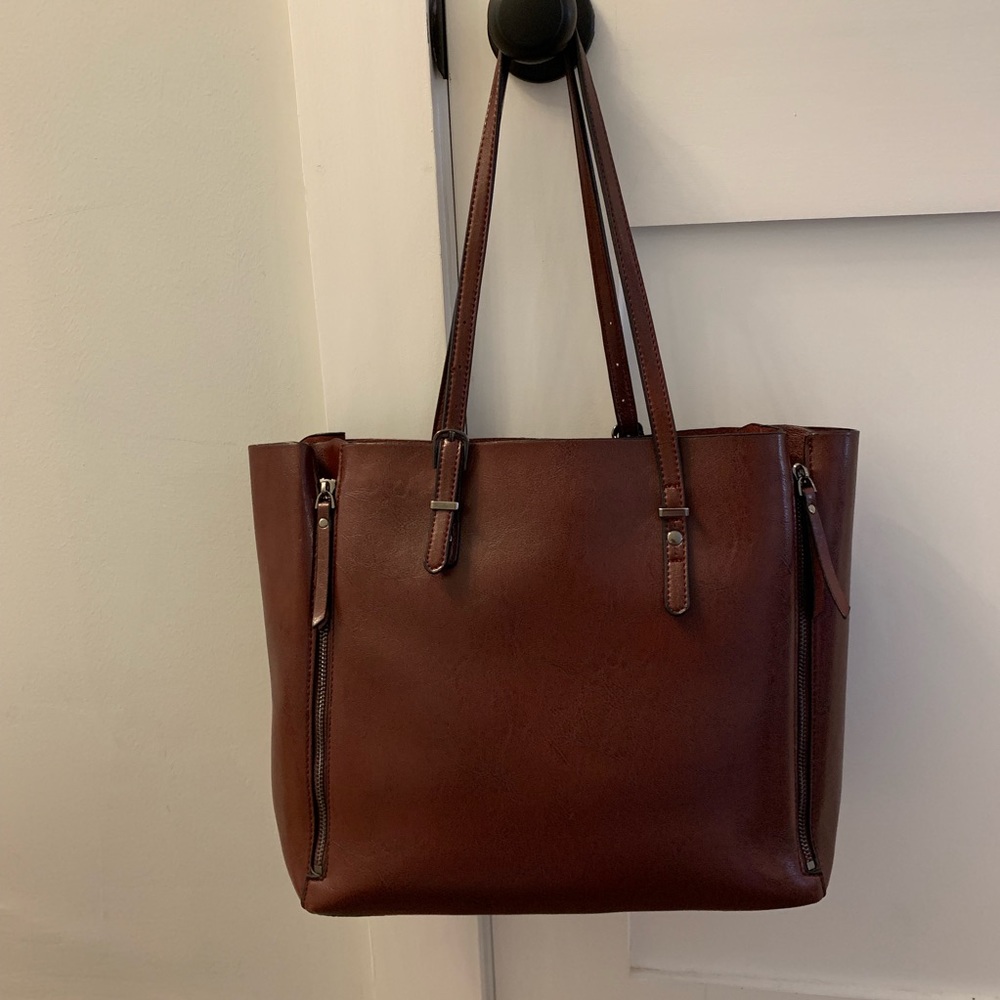 The Weekend Edit Sophie Tote Mahogany